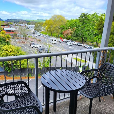 Urban Lounge Sleepery Hotel Rotorua Exterior photo